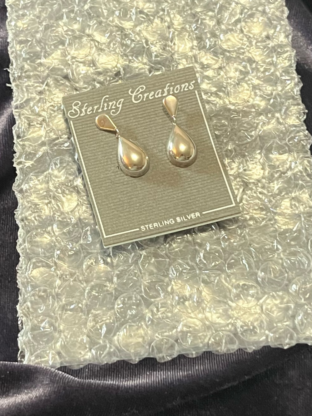 New Sterling Silver Tear drop earrings